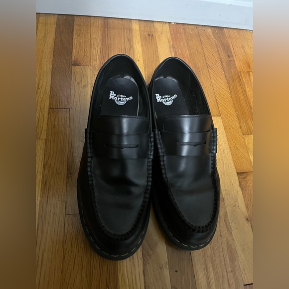 Doc Martens size 11 mens Penton Smooth leather Loafers no box - Picture 8 of 8